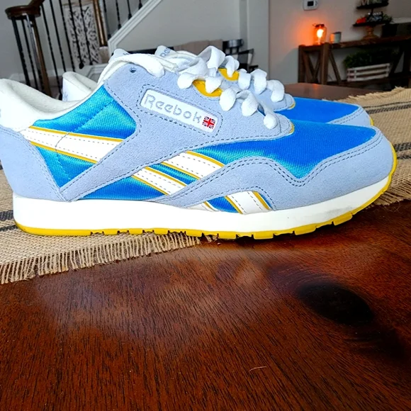 Reebok Classic Nylon Women's Shoes 6 - Picture 2 of 4